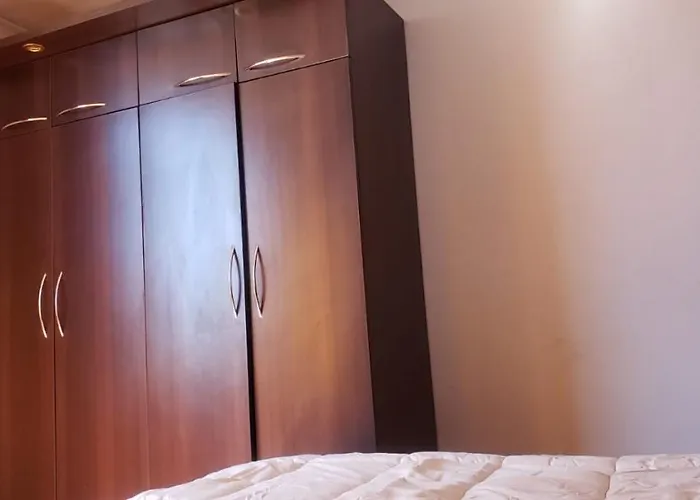 A Un Minuto Del Aeropuerto Sientase Como En Casa